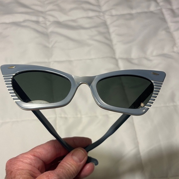 Vintage Ray-Ban B&L Gray Sun Song Cat-Eye Sunglasses 1950’s/60’s - Picture 2 of 16